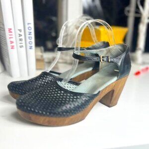 Eric Michael Sadie Sandal in Black - Size 41/10-10.5